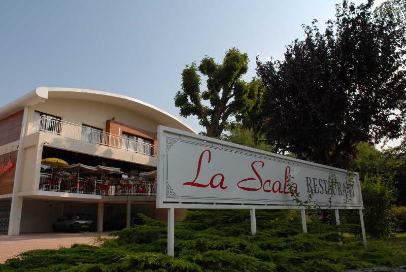 Hôtel la Scala Pithiviers Exterior foto